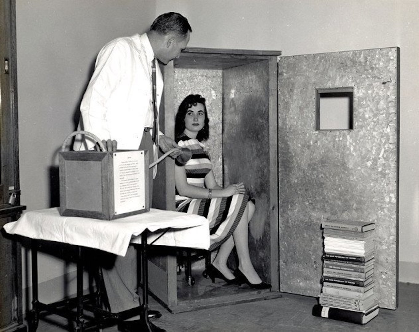 A photo of an "orgone accumulator."